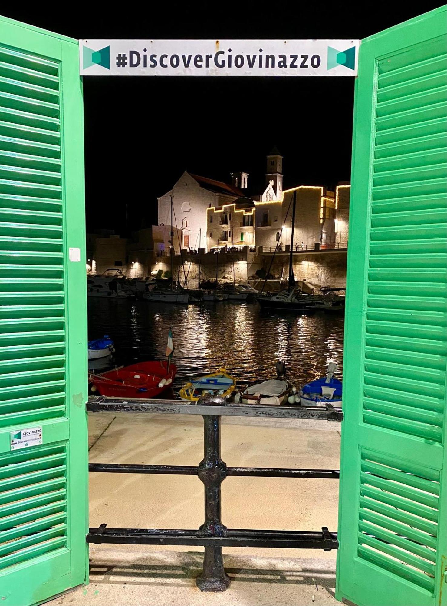 Dimora Nel Palazzo Ducale With Private Parking Apartment Джовинацо Екстериор снимка